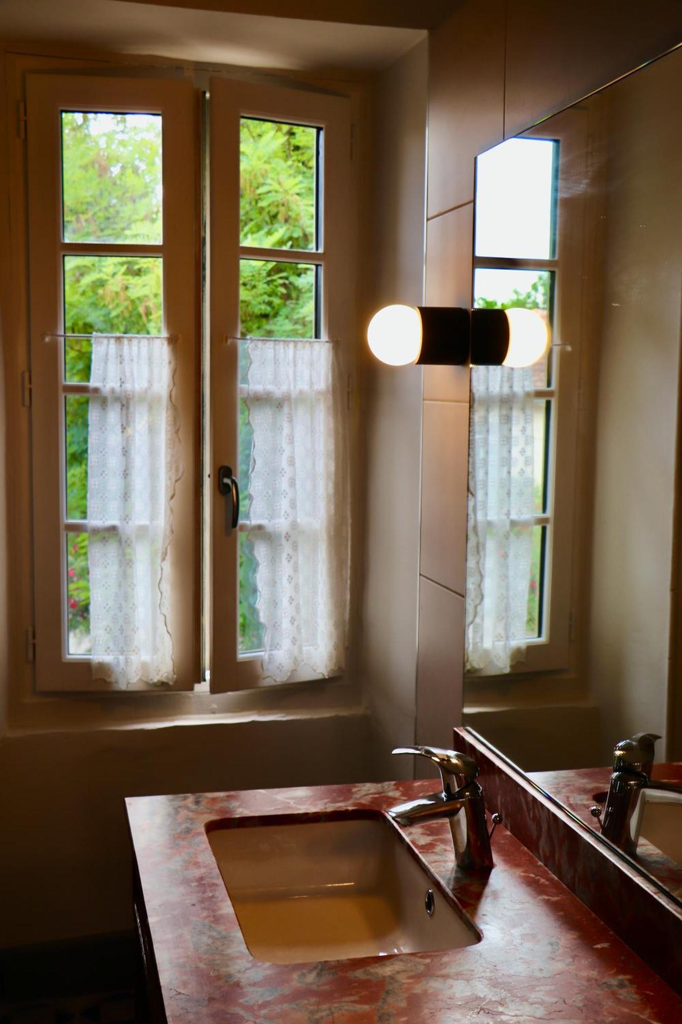 Maison Vigneronne De Bonne Maman - Climatisee Cesseras ภายนอก รูปภาพ