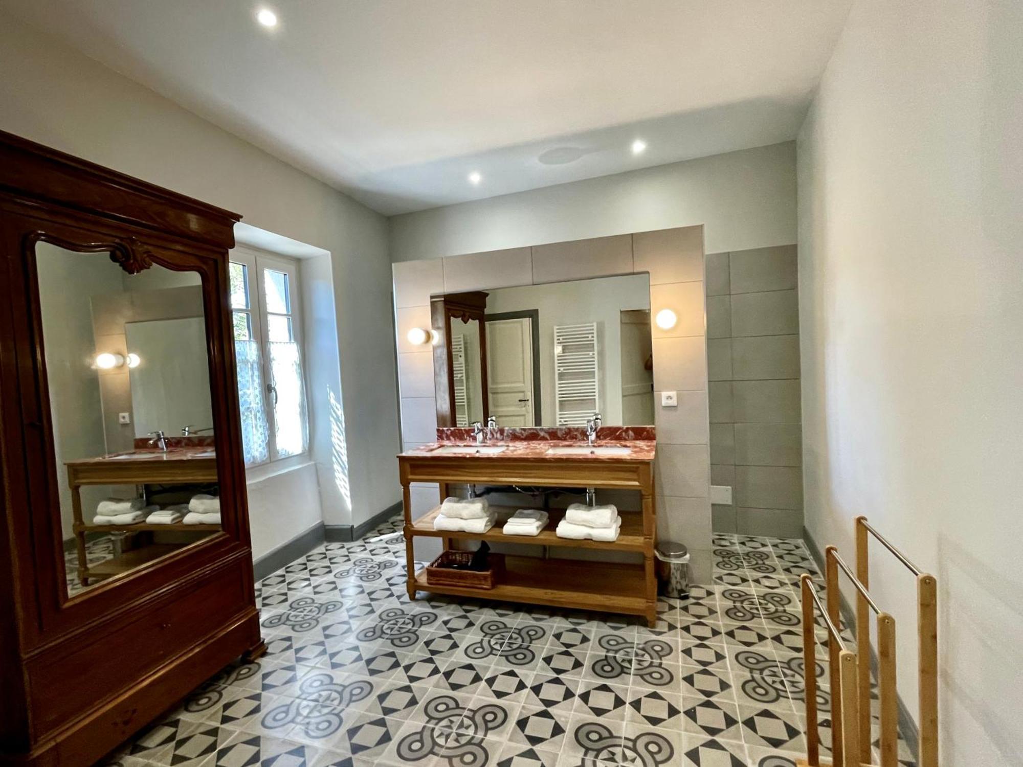 Maison Vigneronne De Bonne Maman - Climatisee Cesseras ภายนอก รูปภาพ